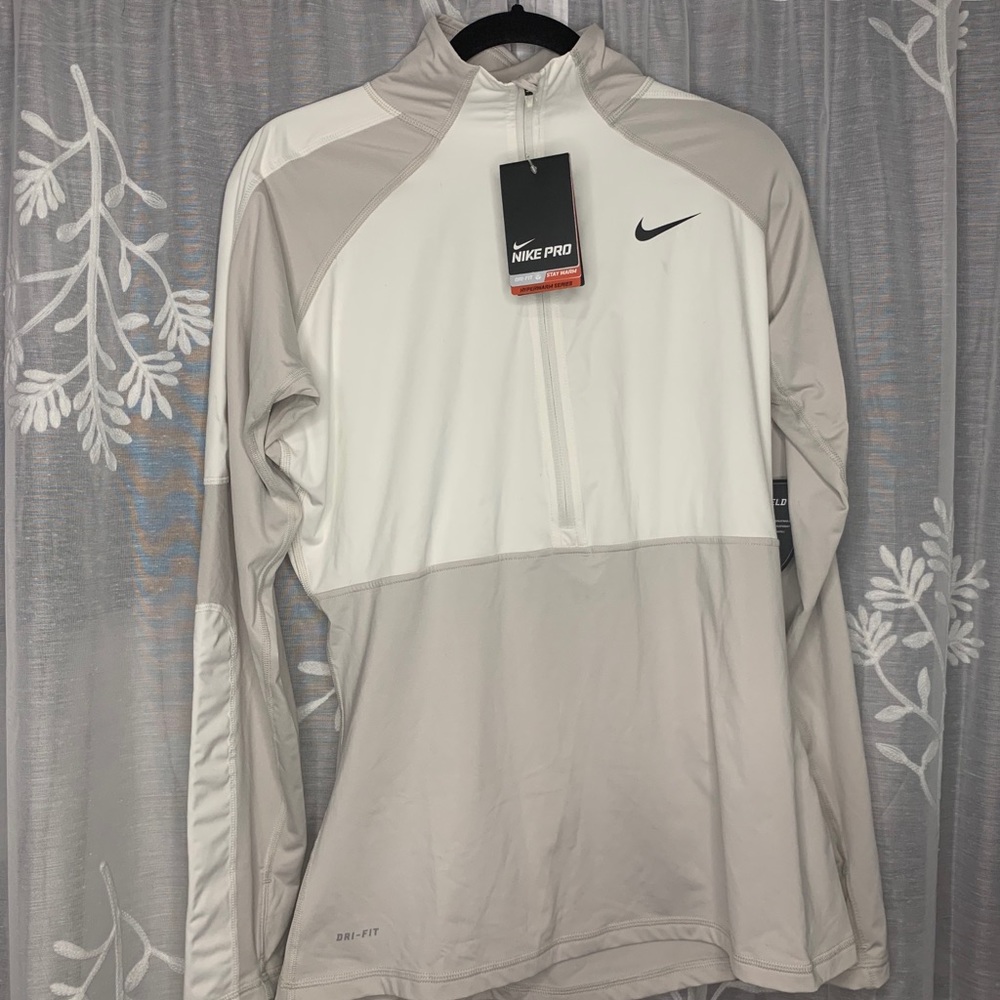 Nike 1/4 Zip long sleeve